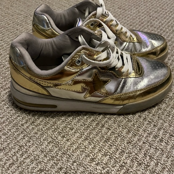 Bape sneakers in good size 9.5 US - Picture 2 of 8